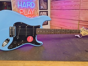 Squier Sonic